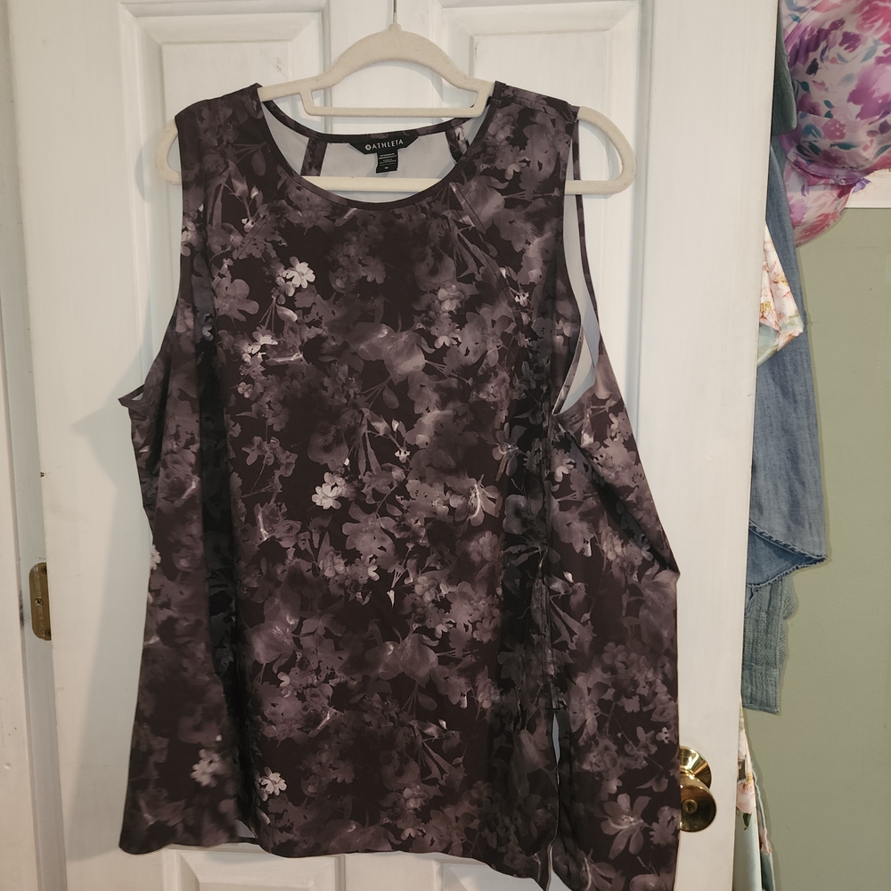 Athleta Gray and Black Boxy Sleeveless Tank Top